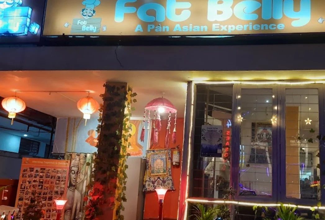 Fat Belly, Uzan Bazaar