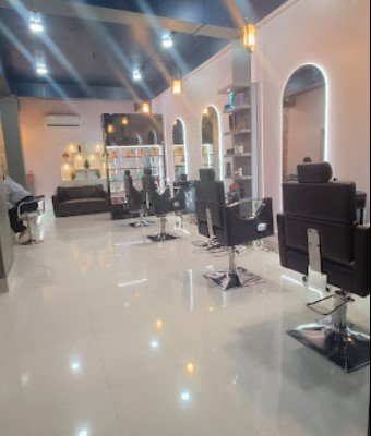 Ponytail Family salon and academy
