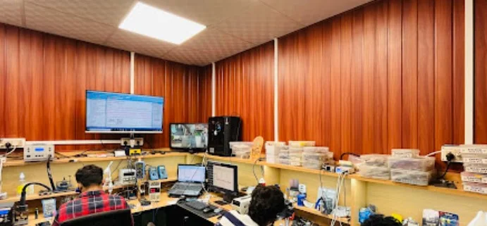Cellphone Lab - iPhone, Oneplus, Oppo, Mi , Samsung Mobile Phone Service Centre